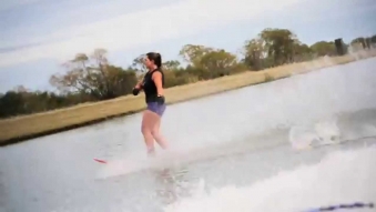 Embedded thumbnail for Water Skiing - Lake Hood